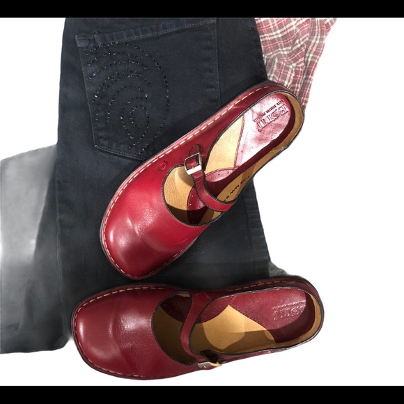 Born Shoes - EUC Born Red Mule Shoes Sz 7
